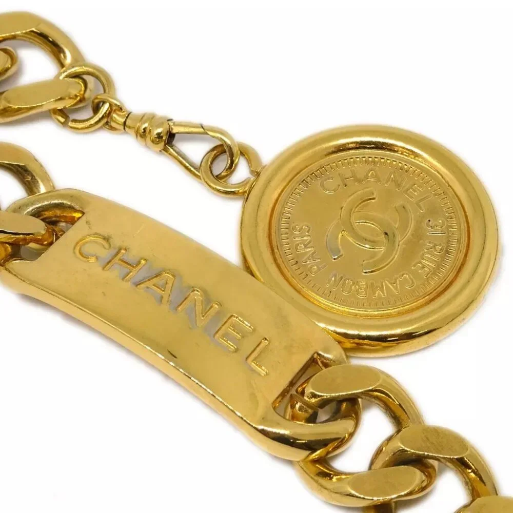 Chanel Medallion Chain Belt Gold 94A Small Good - Picture 2 of 4